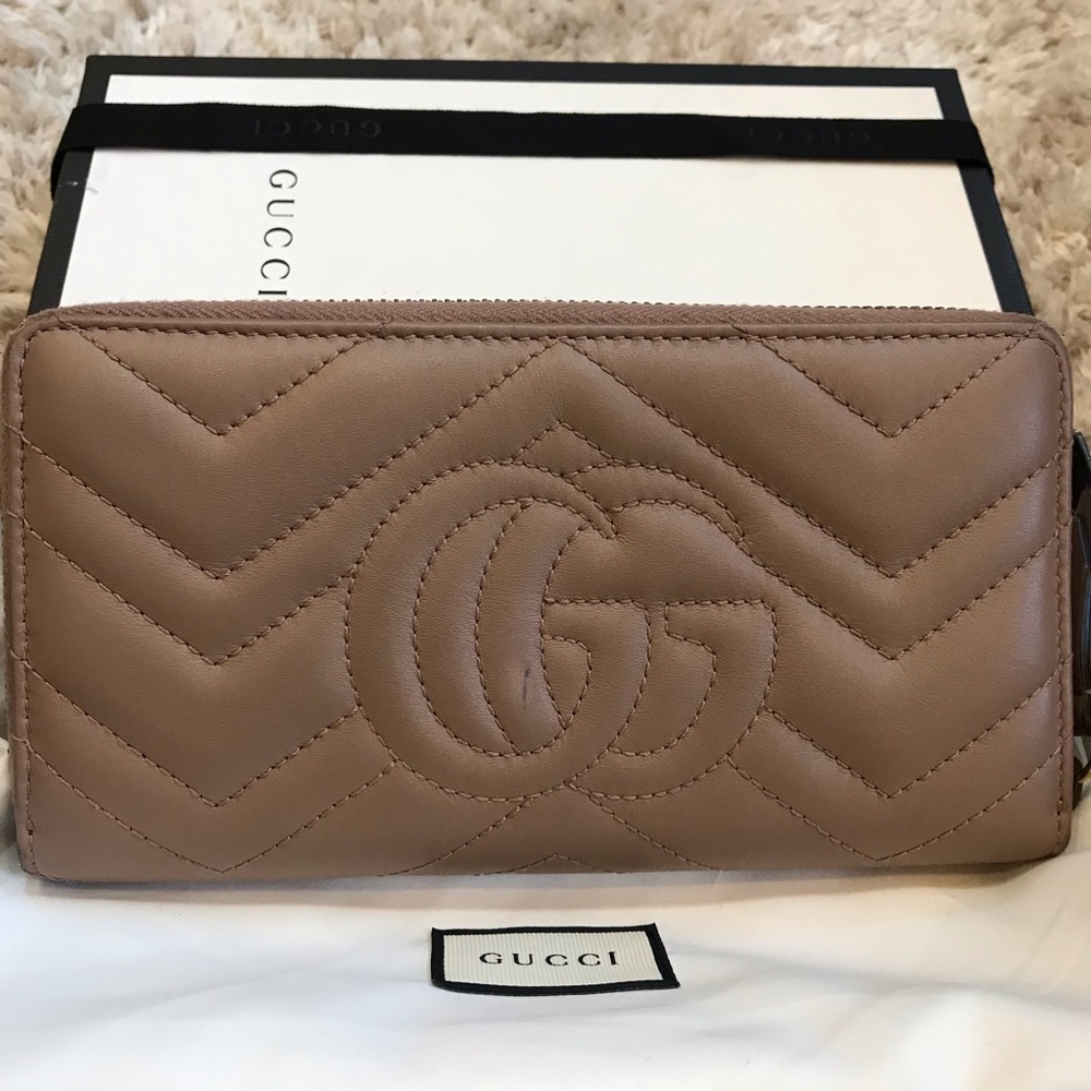 Gucci Marmont Wallet - Picture 2 of 8